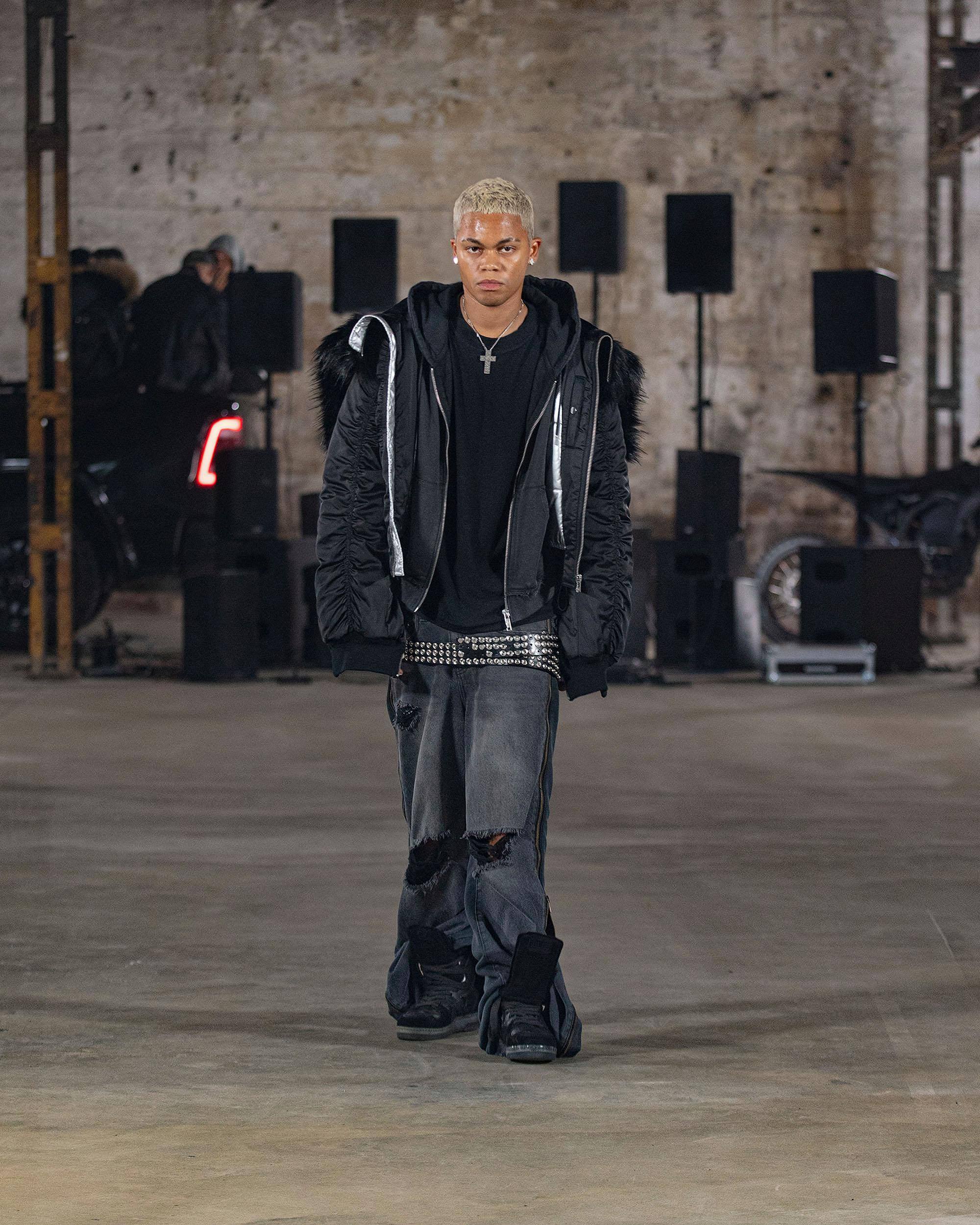 Black Button Belt - Image 4