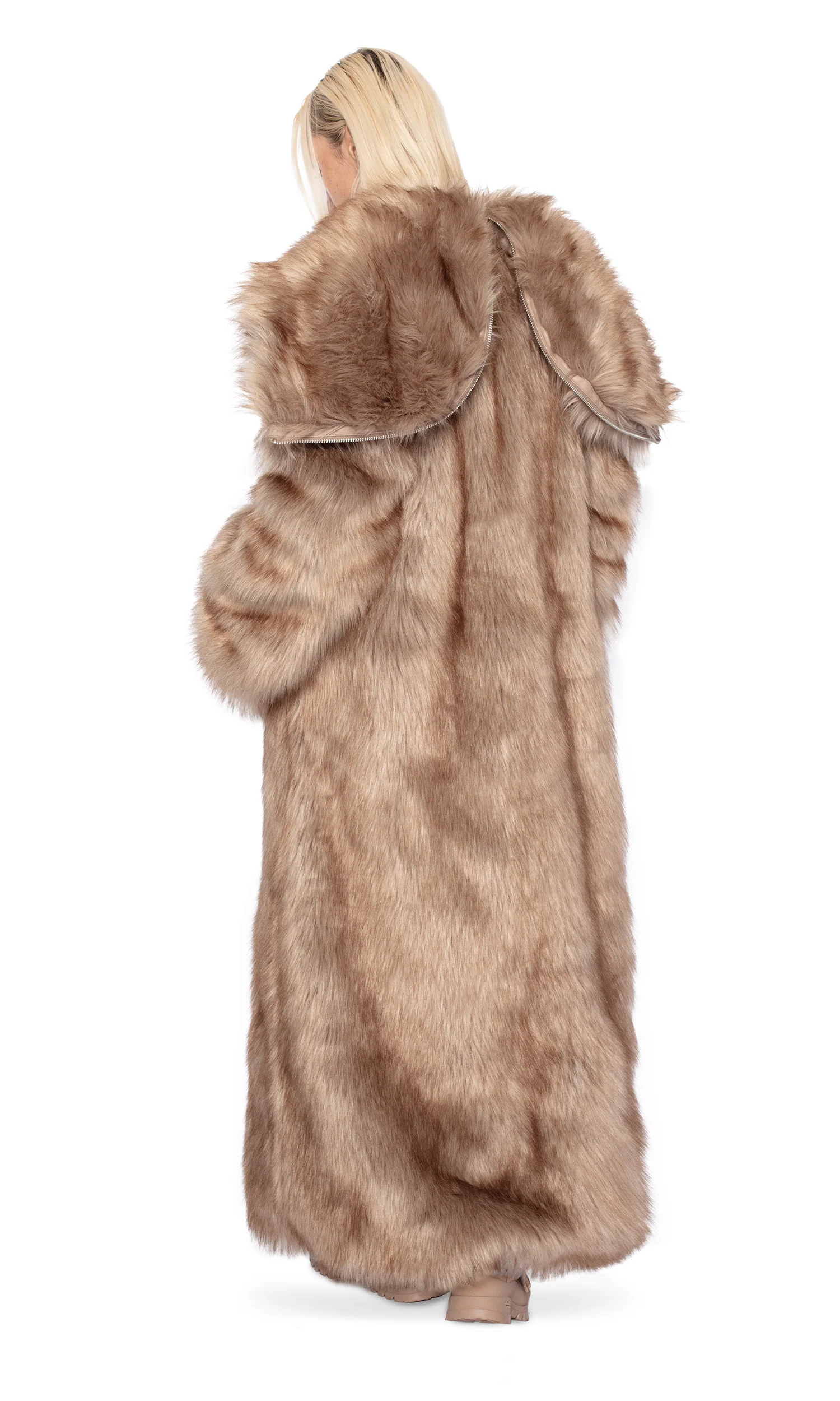 Fur Coat - Image 5