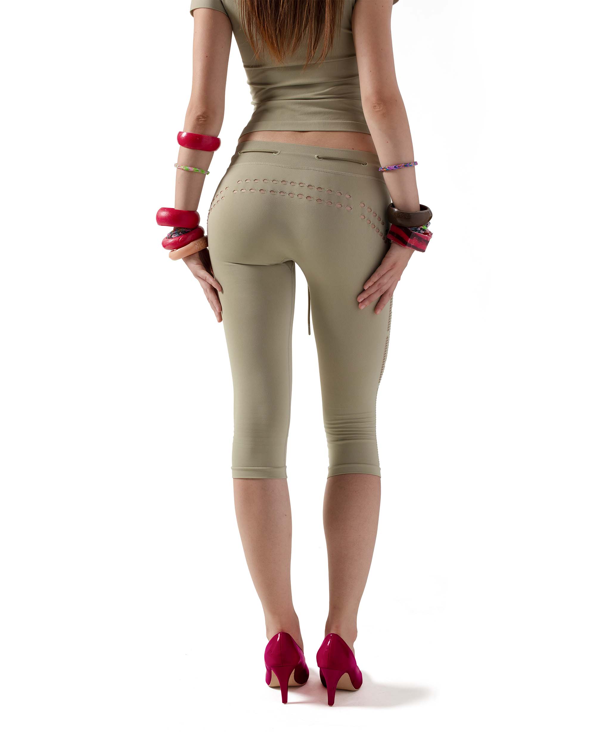 Seamless Track Capri - Image 2