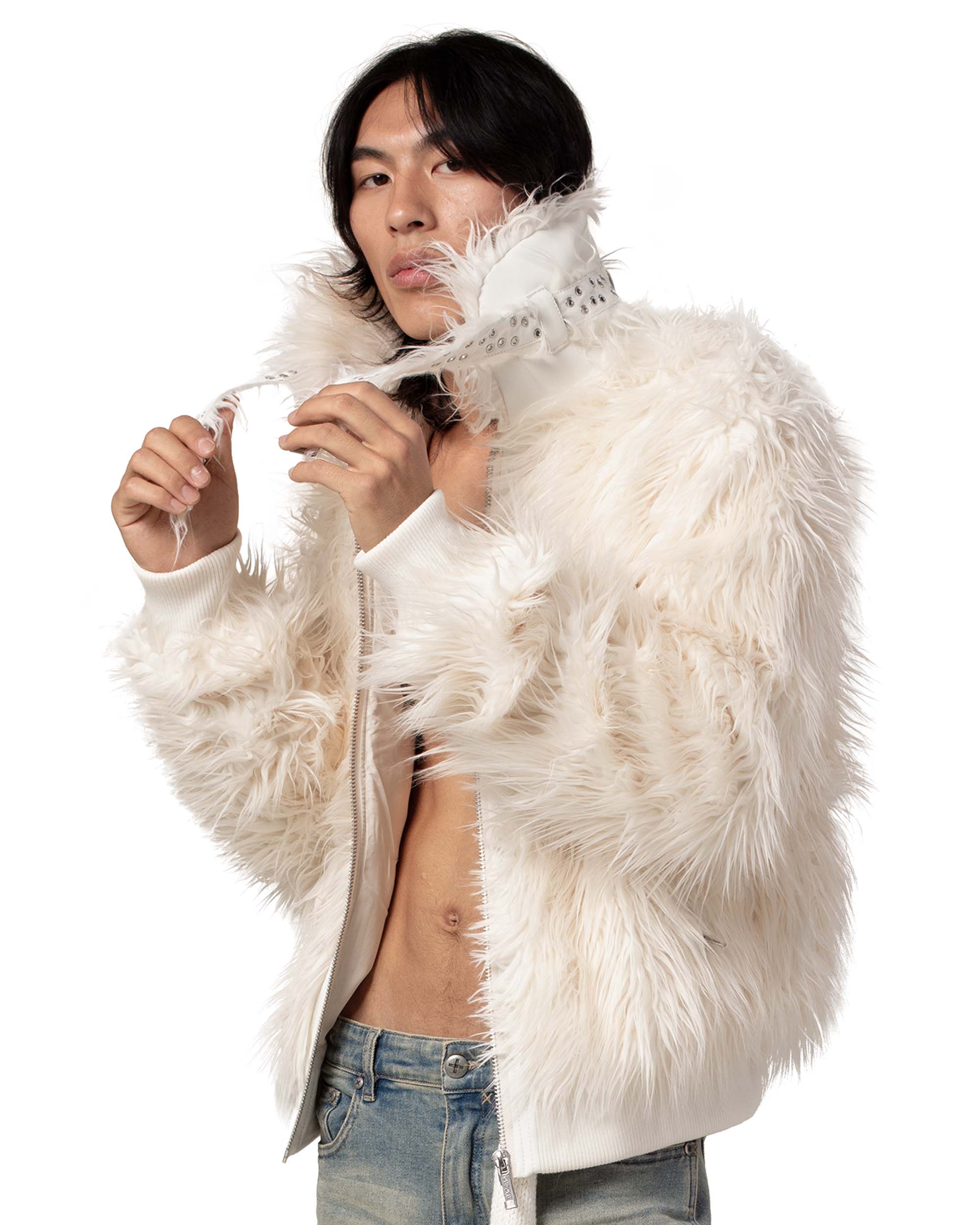 Tundra White Fur Bomber - Image 9